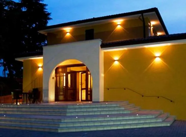 Villa Del Poeta-1