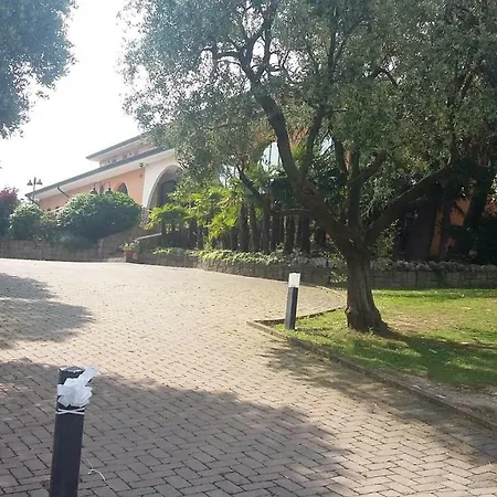 Villa Del Poeta-2